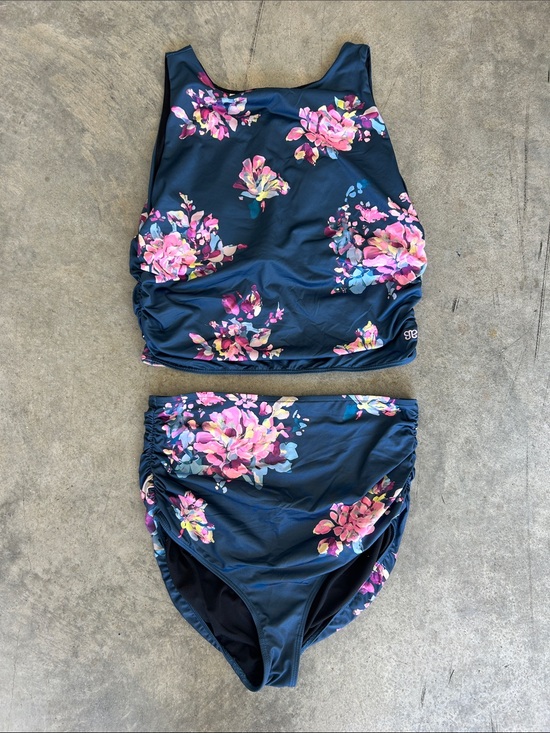 Albion Other - Albion Navy Floral Tankini Set with Pink & Blue Flowers